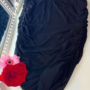 A ELLEN MEDIUM BLACK SKIRT